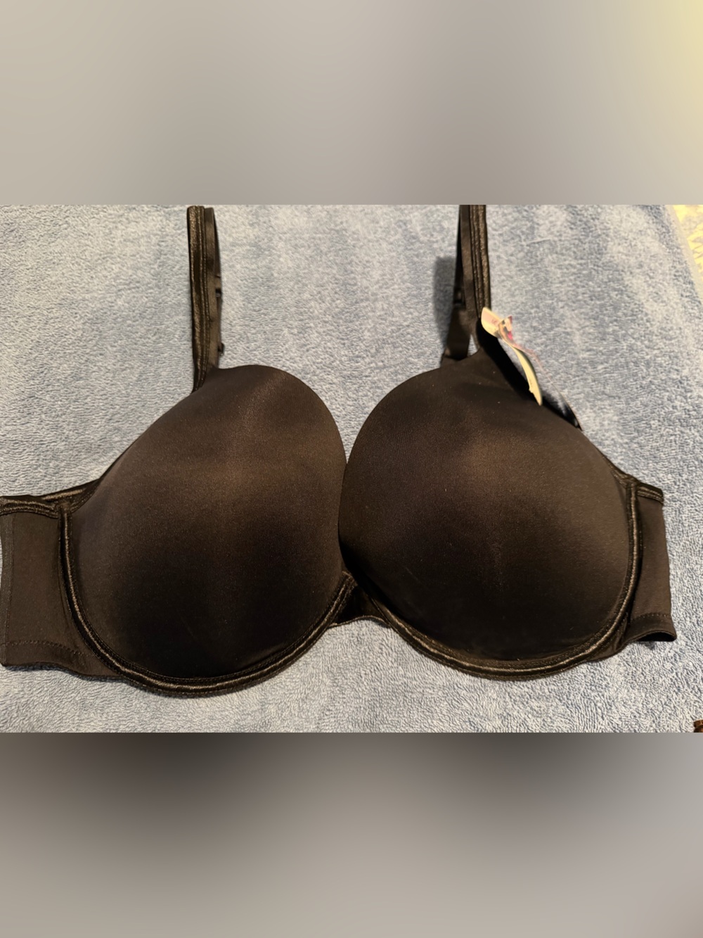 Olga Flirty Black T-Shirt underwire Bra - Smooth Molded Cups